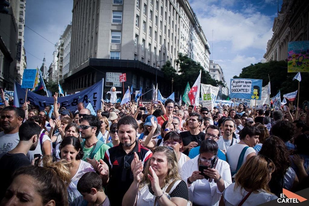 Marcha Federal Educativa -El pueblo defiende la educación pública