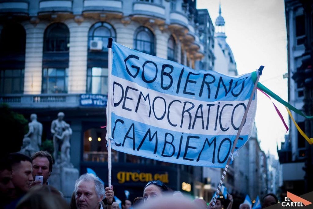 Gobierno democrático Cambiemos- "Marcha por la democracia"